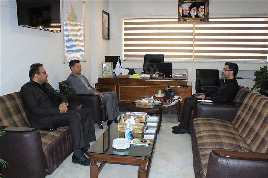 پستچی ها، سفیرانی موثر در راستای جهاد تبیین